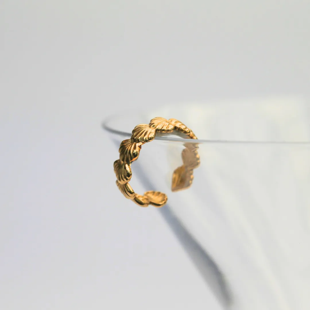 Stella Ring thumbnail 2